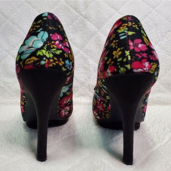 Madden Girl Multi-Color Salza Platform Pump Size 6.5 - Picture 7 of 9
